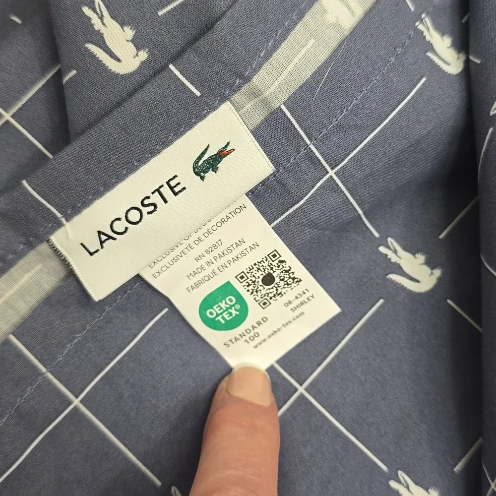 LACOSTE‎ Blue with White Crocodile Design flat Top Sheet TWIN 66 X 96